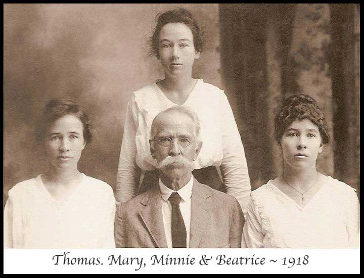 <Thomas, Mary, Minnie & Beatrice ~ 1918>