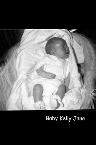 <baby kelly>